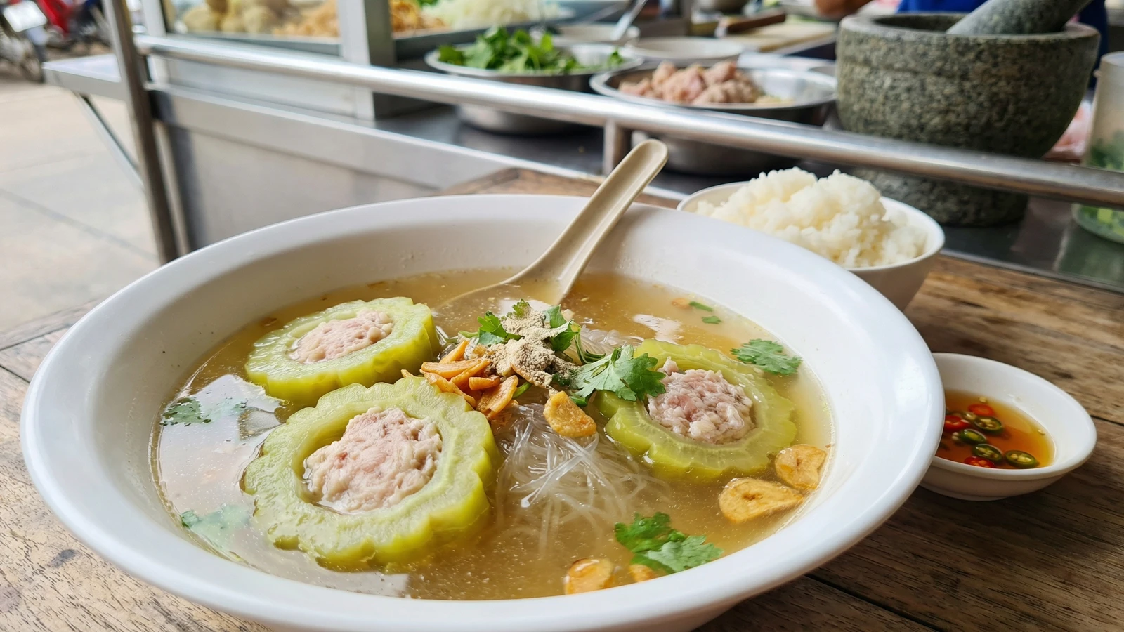 Stuffed Bitter Melon Soup (Tom Jued Mara)