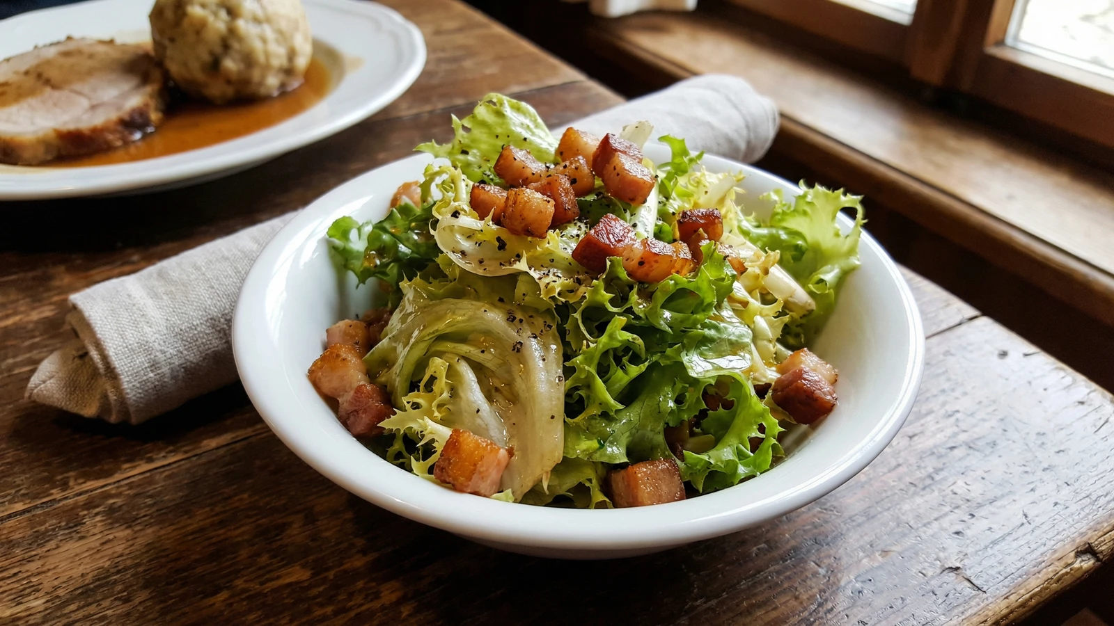 Endiviensalat mit Speck